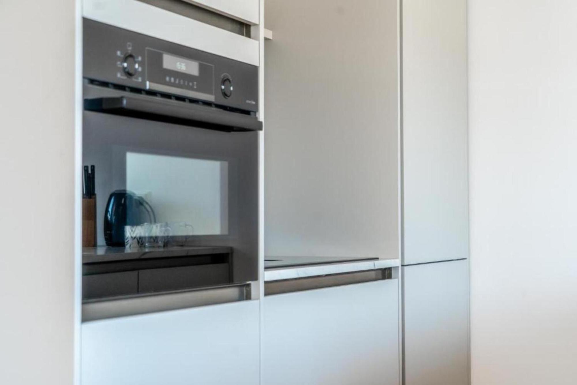 Cozy One Bedroom At Centrum Apartment Amsterdam